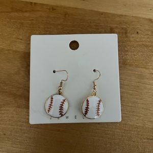 Earrings! Will sell separate or in multiples! Lmk which ones you want!